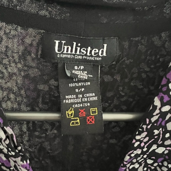 Pretty wrap-style top - Picture 5 of 9